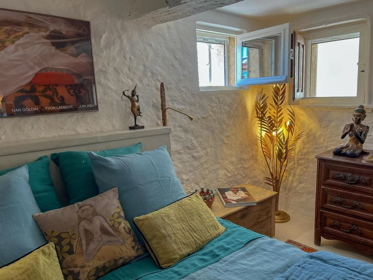 Couette-café Bed and breakfast La Gassinière France